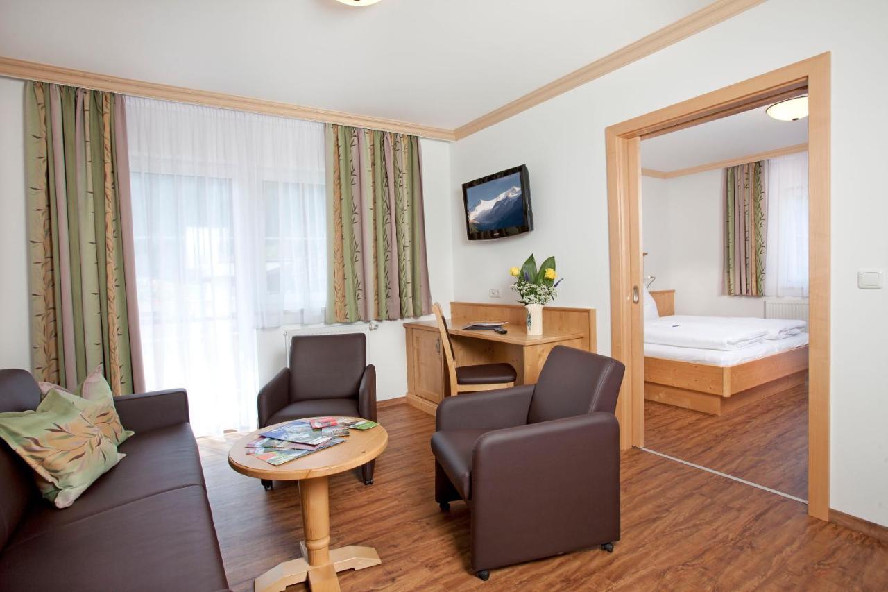 Hotel Grundlhof Bramberg am Wildkogel Exterior foto